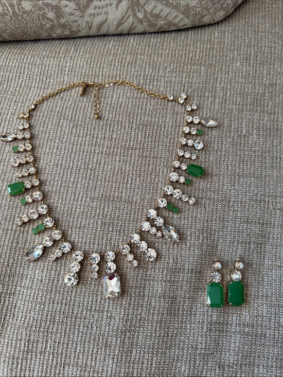 kate spade Jewelry - NWOT kate spade Gold-Tone Necklace with Green and Clear Crystals